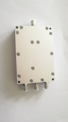 2-6GHz 3路微带功分器